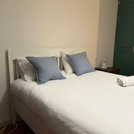 Com Vista E Varanda O Centro De Privatunterkunft Lissabon